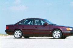 Audi 100 1990 sedana foto attēls 7