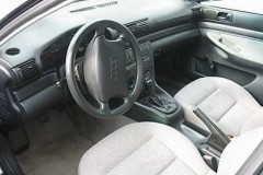 Audi A4 sedana foto attēls 1