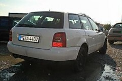 Audi A4 1996 Avant universāla foto attēls 12