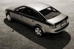 Audi A6 2001 sedana foto attēls 14