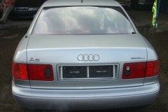 Audi A8 1994 photo image 4