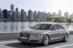 Audi A8 foto attēls 1