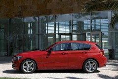 BMW 1 sērijas 2011 F20 hečbeka foto attēls 13
