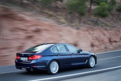 BMW 5 sērijas 2016 G30 sedana foto attēls 2