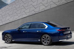 BMW 7 series 2022 G70 photo image 3