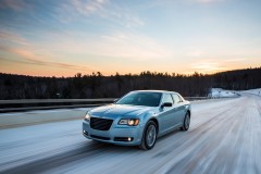 Chrysler 300C 2011 sedana foto attēls 7