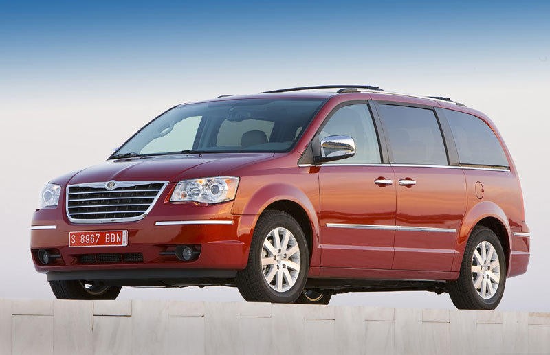 Chrysler Grand Voyager Minivan / MPV 2008 2011 reviews
