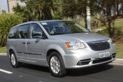 Chrysler Grand Voyager 2011 foto attēls 5