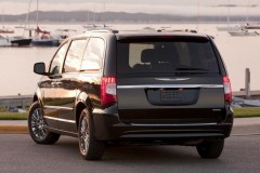 Chrysler Grand Voyager 2011 foto attēls 9