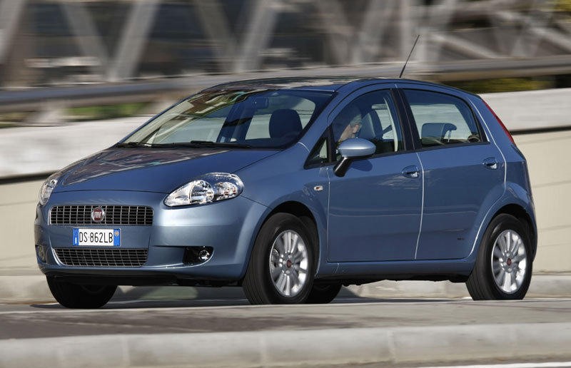 Fiat Grande Punto Hatchback 2008 - 2011 reviews, technical ...