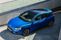 Ford Focus 2018 hatchback photo image 6