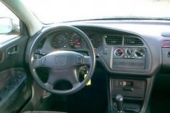 Honda Accord 2001 sedana foto attēls 4