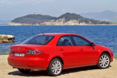 Mazda 6 2005 sedana foto attēls 2