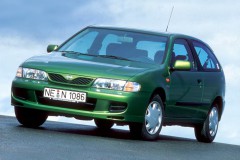 Nissan Almera 1995