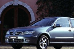 Nissan Almera 2000 hatchback photo image 1