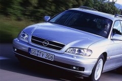 Opel Omega 1999 estate car photo image 1