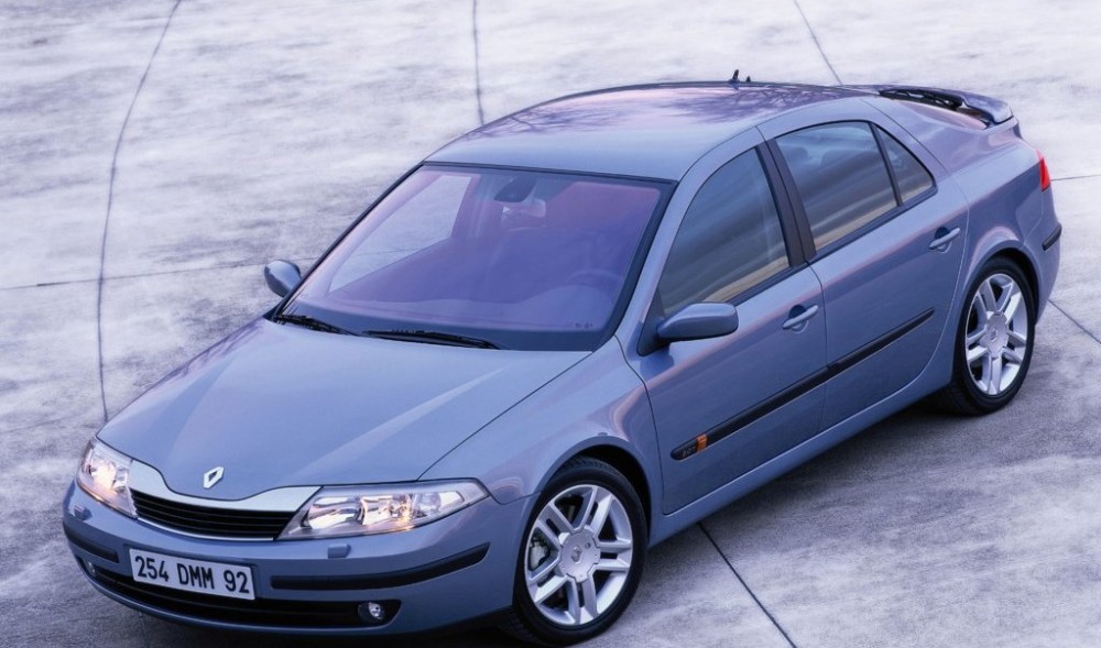 Renault Laguna Hatchback 01 05 Reviews Technical Data Prices