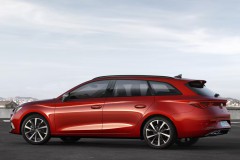 Seat Leon 2020 estate car photo image 3