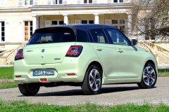 Suzuki Swift 2023 photo image 4