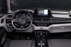 Suzuki Swift 2023 photo image 6