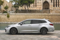 Toyota Corolla 2018 familiar foto 4