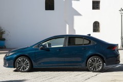 Toyota Corolla 2023 sedana foto attēls 4