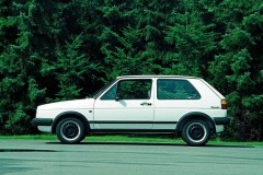 Volkswagen Golf 1983 2 3 puerta hatchback foto 2