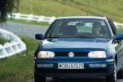 Volkswagen Golf 1991 3 hečbeka foto attēls 3