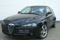Alfa Romeo 147 hatchback photo image 17