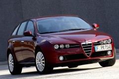 Alfa Romeo 159 estate car photo image 1