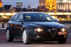 Alfa Romeo 159 estate car photo image 6