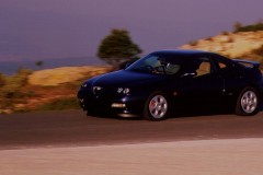Alfa Romeo GTV 1998 foto attēls 1
