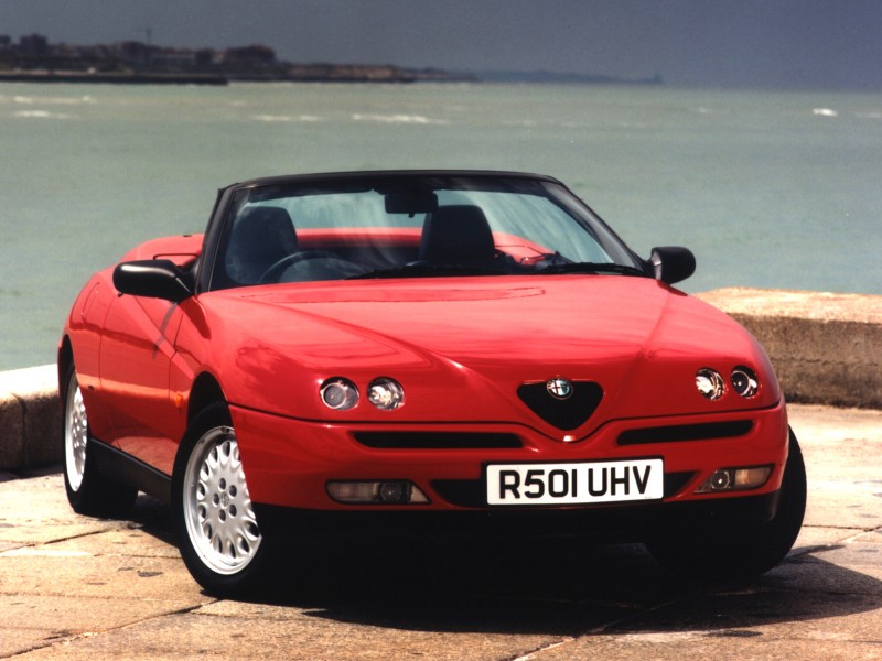 Alfa Romeo Spider 1995 foto attēls