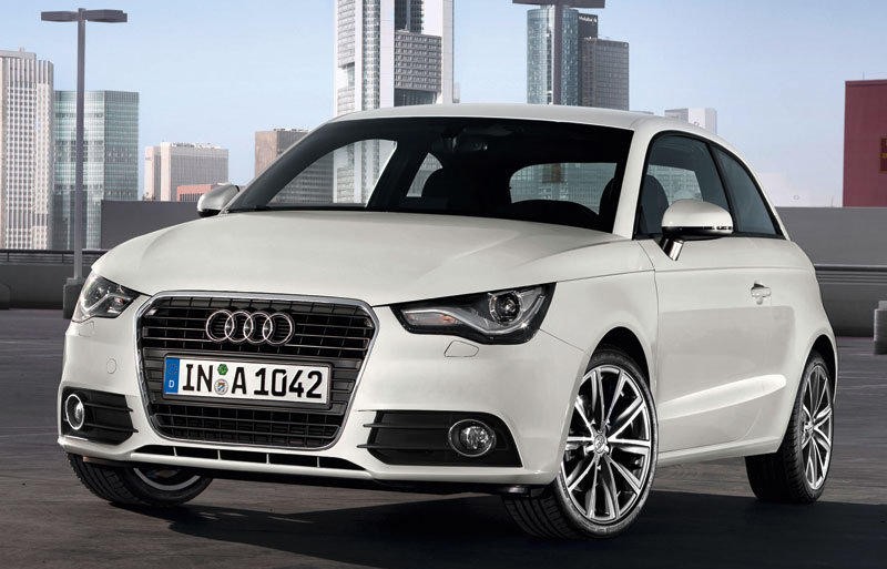 Audi A1 Sportback dimensions, boot space and similars