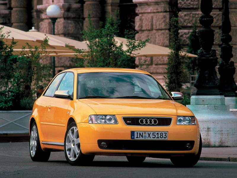 Audi S3 2000 foto attēls