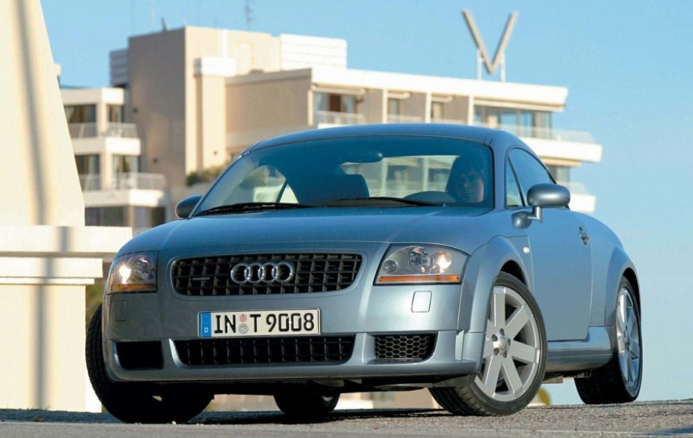 Audi TT 1998 foto attēls