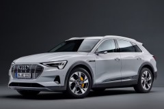 Audi e-tron 2018 foto attēls 1