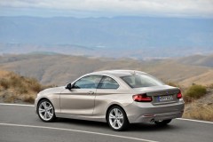 BMW 2 sērijas 2013 F22/F23 kupejas foto attēls 4