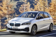 BMW 2 sērijas 2018 Active Tourer minivena foto attēls 4
