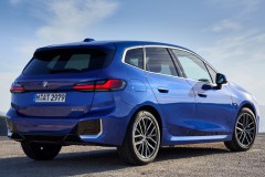 BMW 2 serie 2021 U06 minivan foto 5