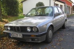 BMW 3 sērijas E30 sedana foto attēls 5