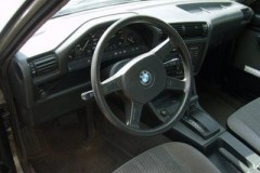 BMW 3 sērijas E30 sedana foto attēls 8