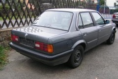 BMW 3 sērijas E30 sedana foto attēls 14