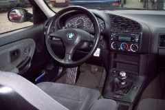 BMW 3 sērijas E36 sedana foto attēls 4