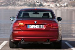 BMW 3 sērijas E92 kupejas foto attēls 2
