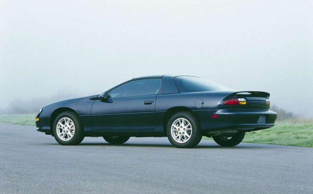 Chevrolet Camaro 1997 Coupe (1997 - 2002) reviews, technical data, prices
