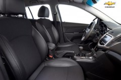 Chevrolet Cruze 2012 sedana foto attēls 9