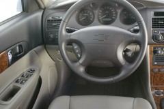 Chevrolet Evanda sedana foto attēls 4