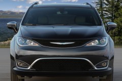 Chrysler Pacifica 2016 minivena foto attēls 3