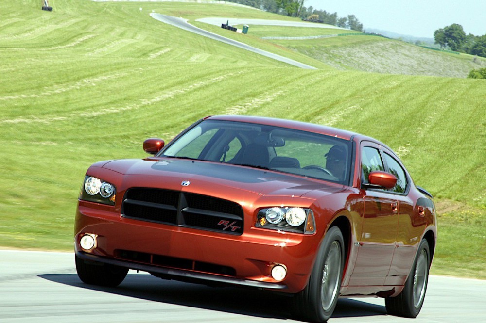 Dodge Charger 2005 (2005 - 2010) opiniones, especificaciones técnicos,  precios